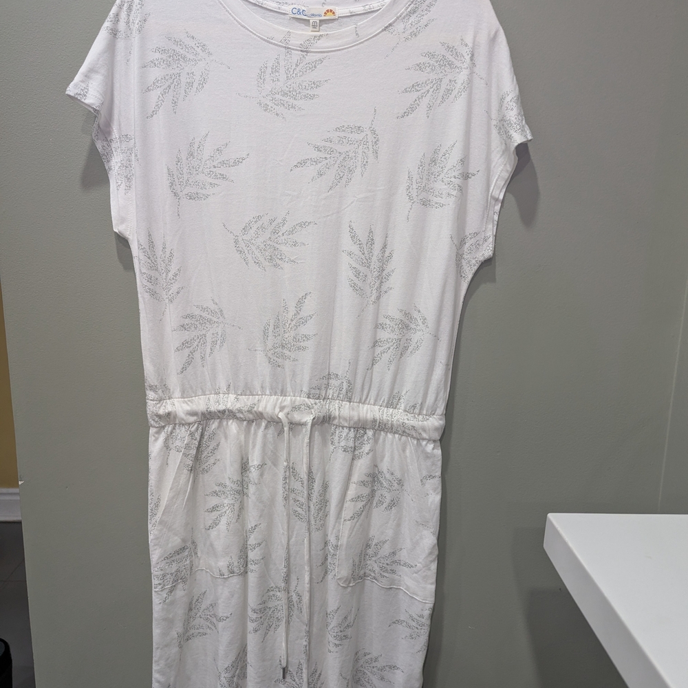 C&C California White Tee with Leaf Design